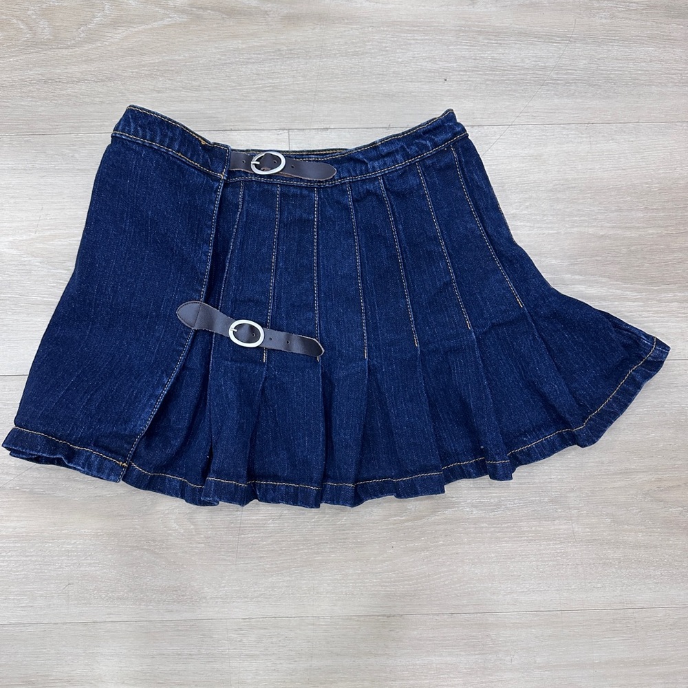 Brandy Melville J. Galt Denim Pleated Skirt with Buckle Detail, Size Small